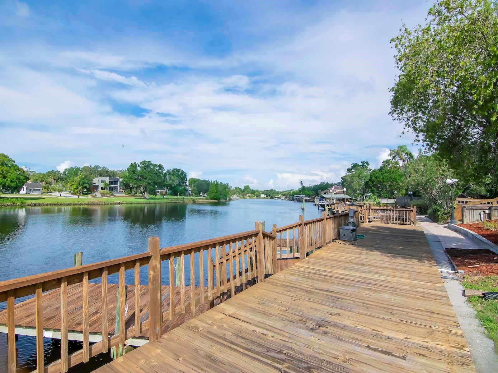 Image 37 of 59 For 2780 Riverside Drive 802