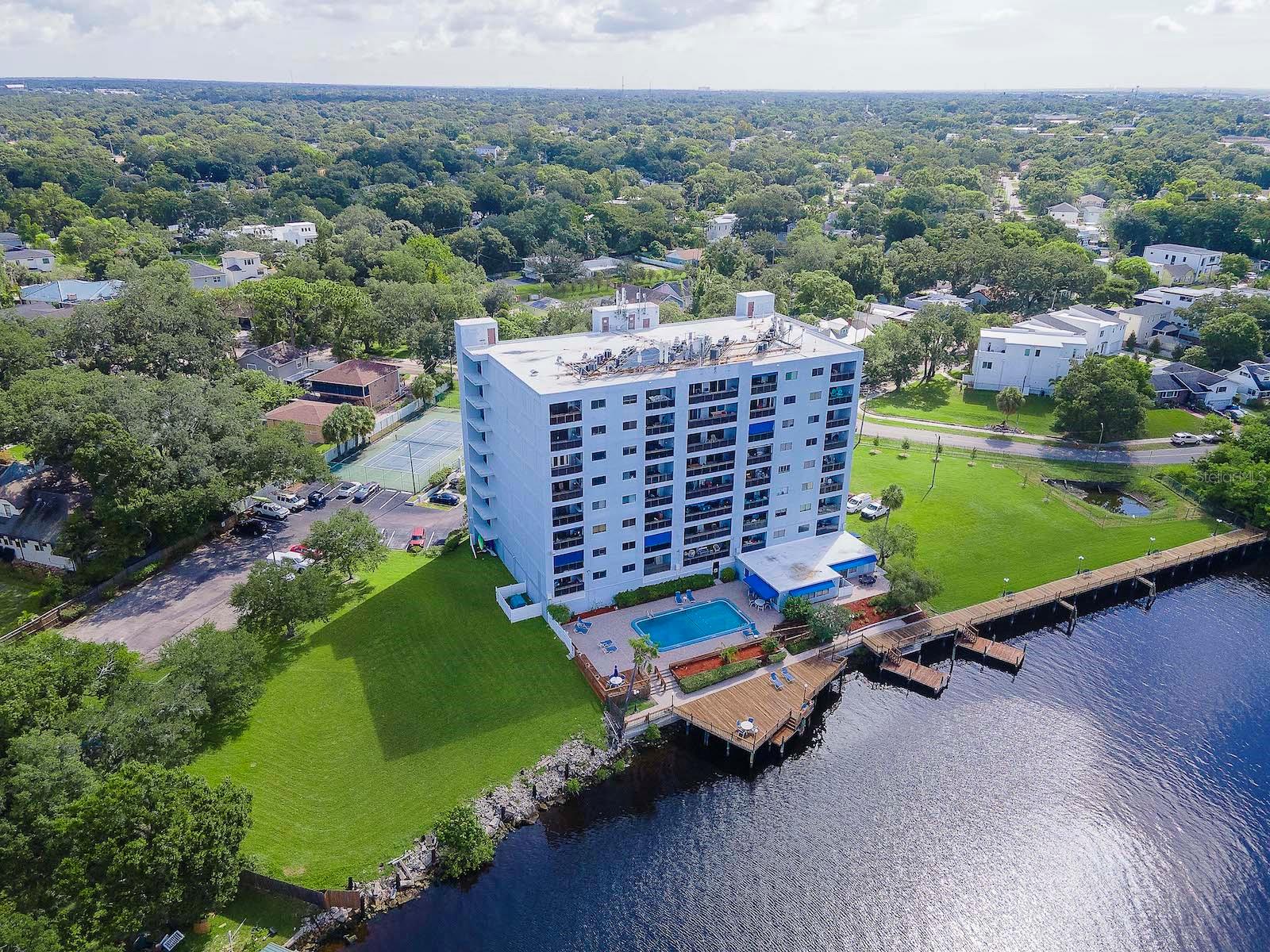 Image 50 of 59 For 2780 Riverside Drive 802