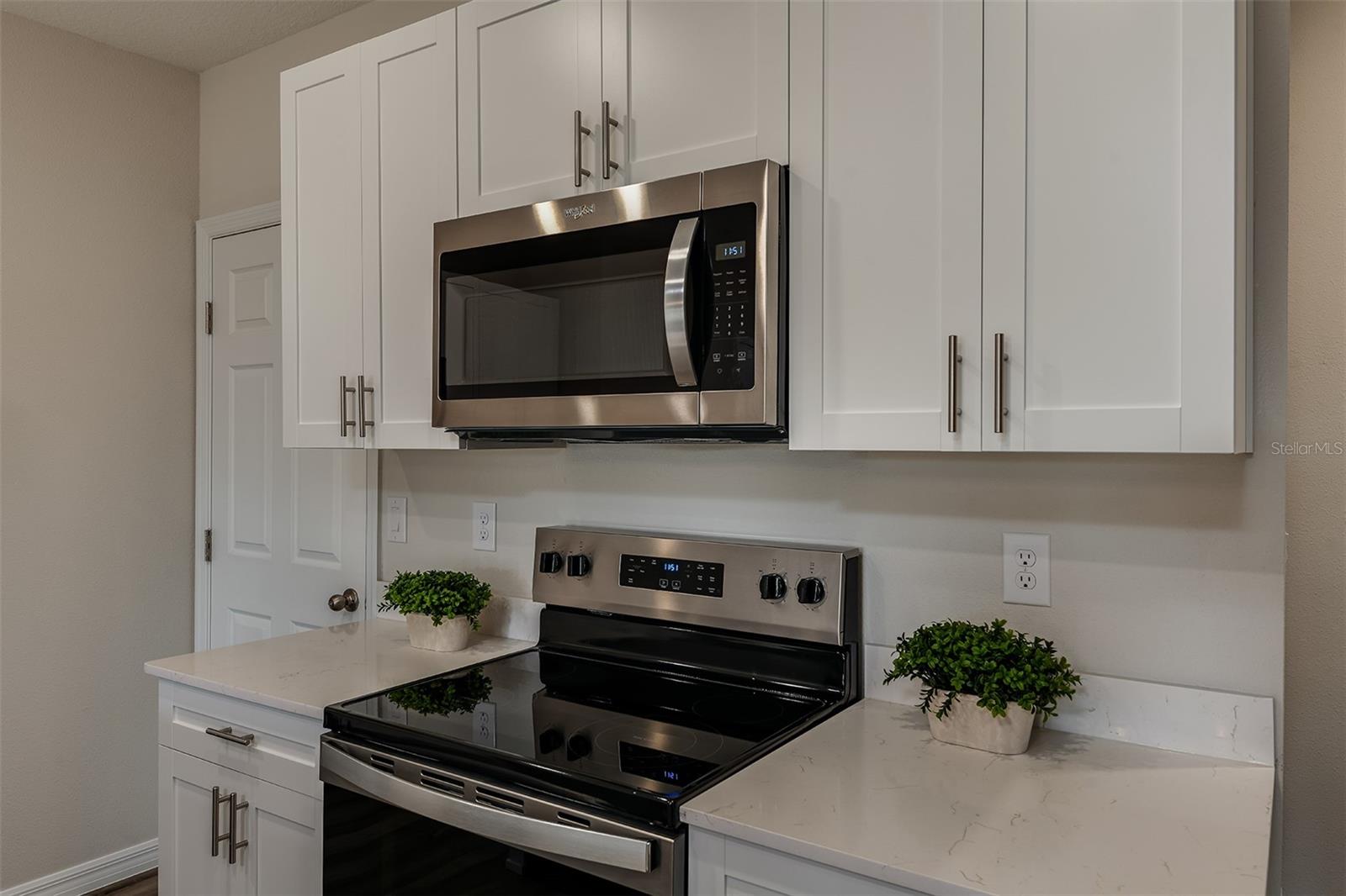 Image 9 of 31 For 4148 Hummock Place