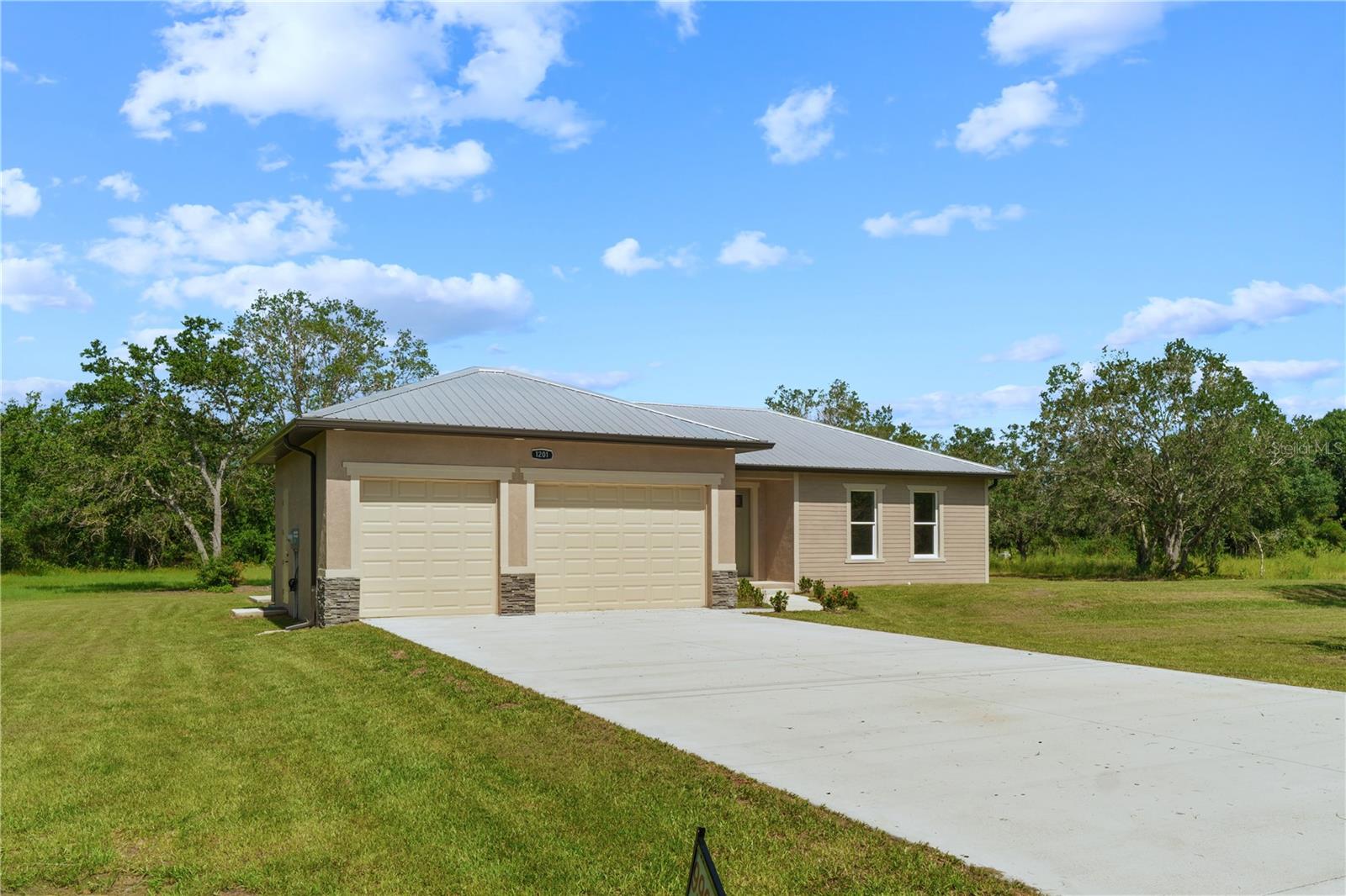 Image 6 of 50 For 1201 Childress Avenue