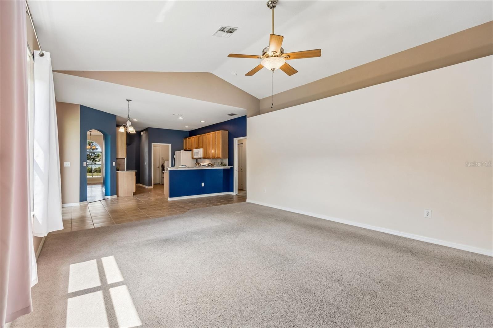 Image 17 of 47 For 4315 Whittner Drive