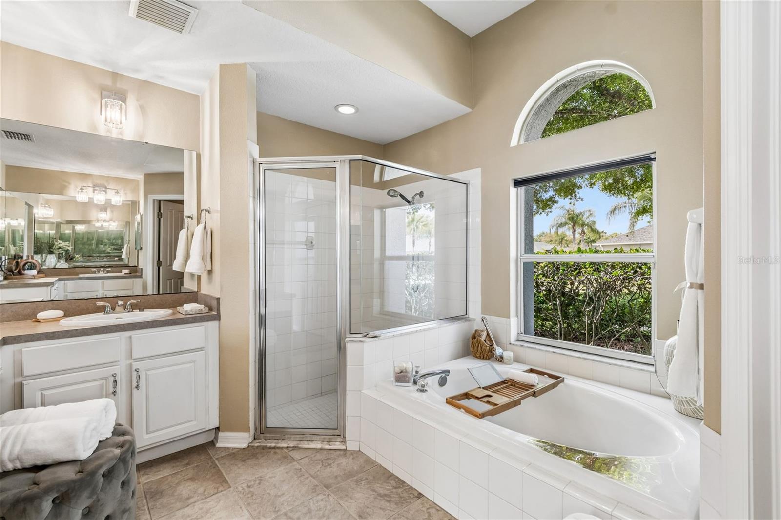 Image 26 of 47 For 4315 Whittner Drive