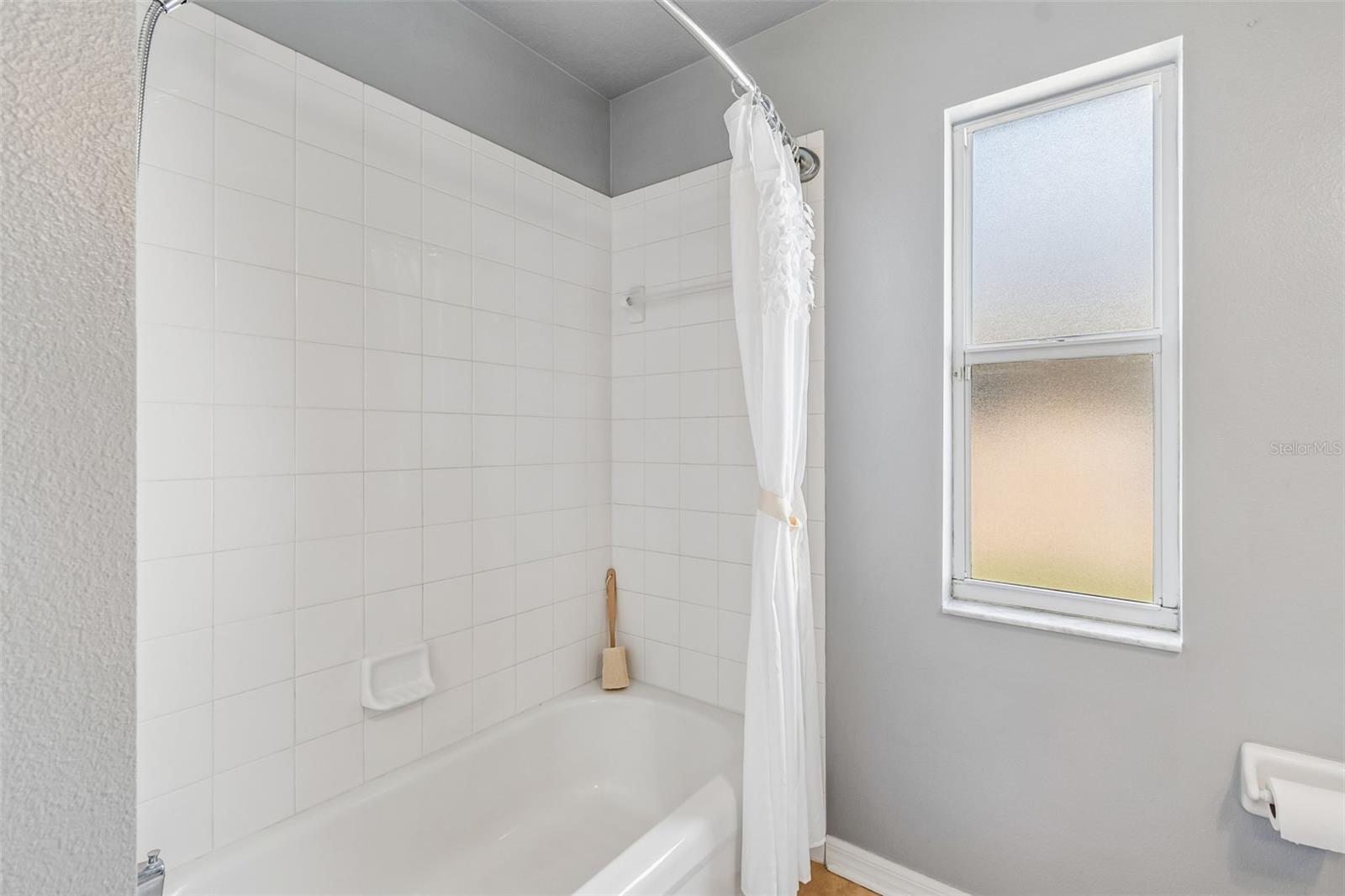 Image 32 of 47 For 4315 Whittner Drive