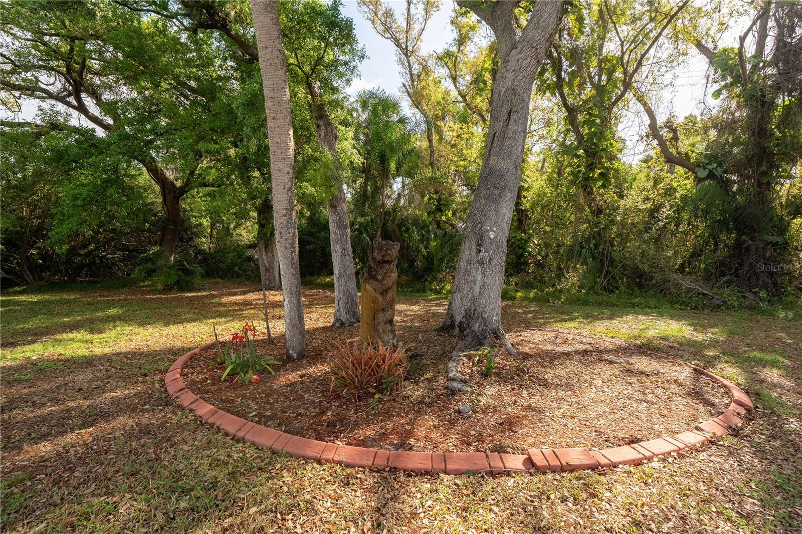 Image 44 of 61 For 5910 Majestic Way