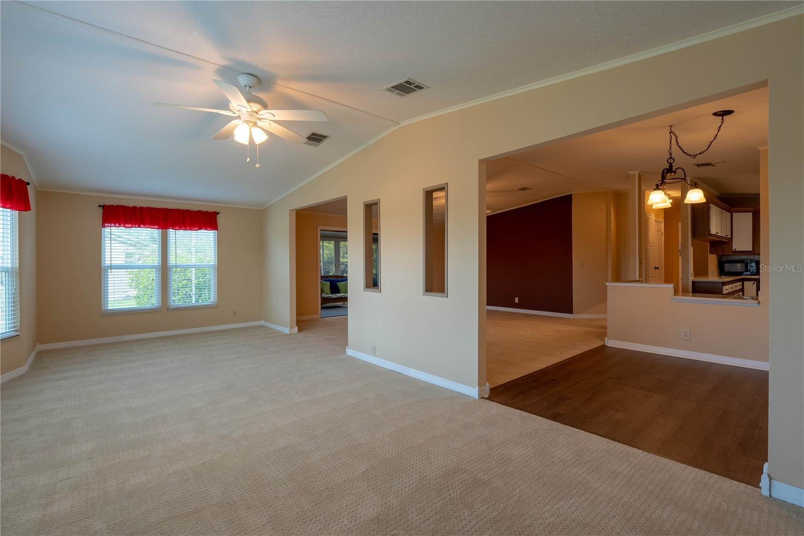 Image 6 of 61 For 5910 Majestic Way