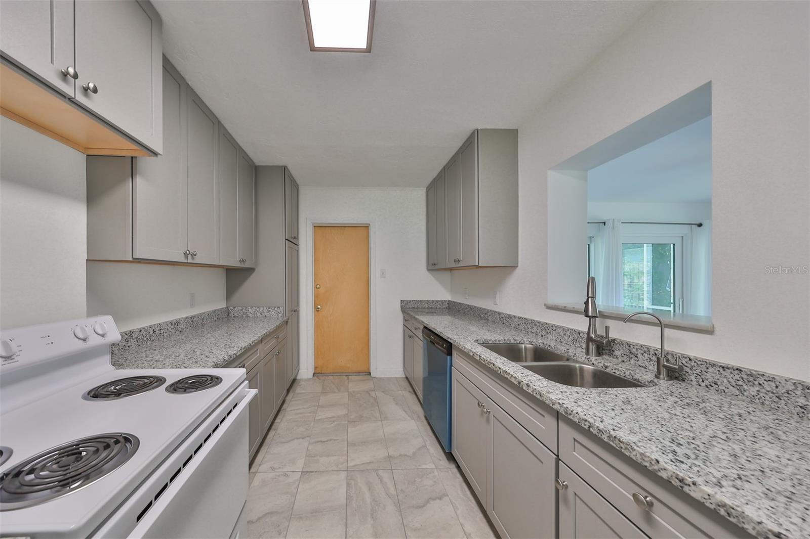 Image 23 of 36 For 3908 Wallace Avenue