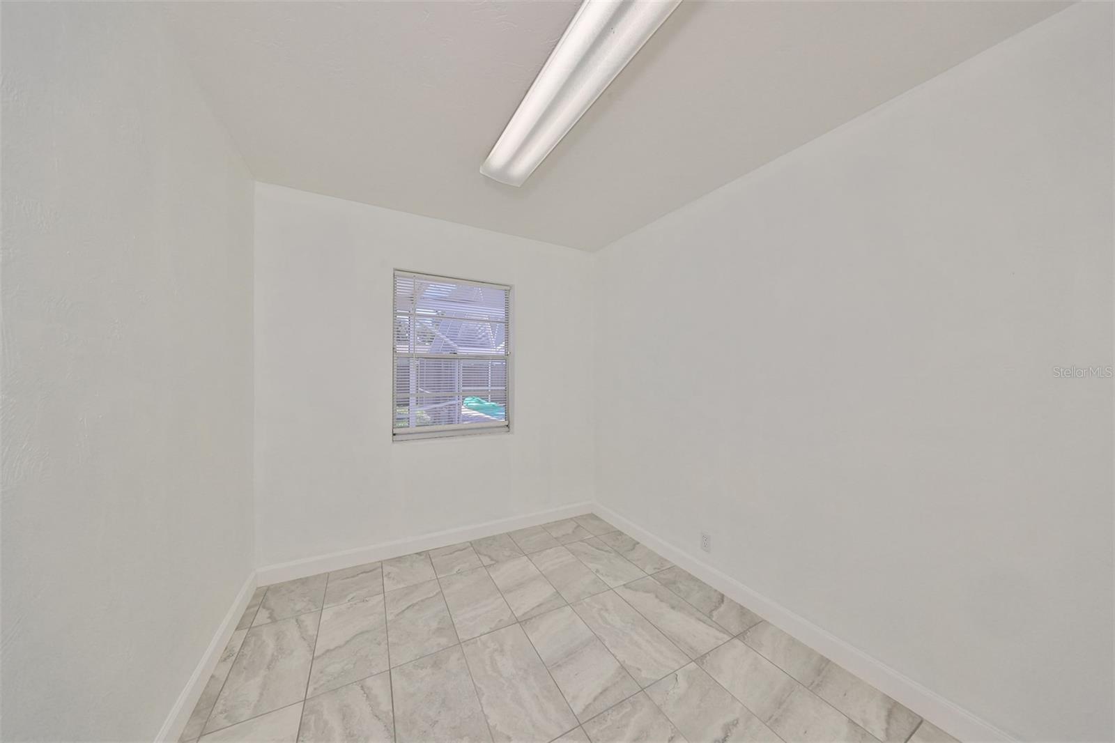 Image 8 of 36 For 3908 Wallace Avenue