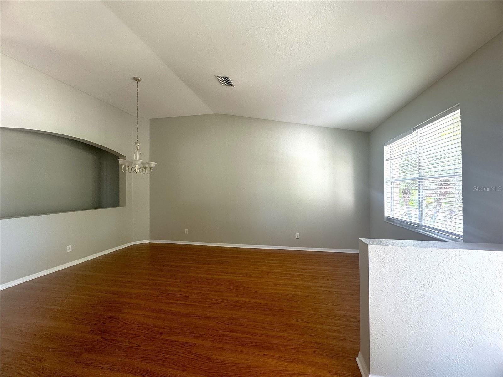 Image 3 of 44 For 11739 Holly Creek Drive