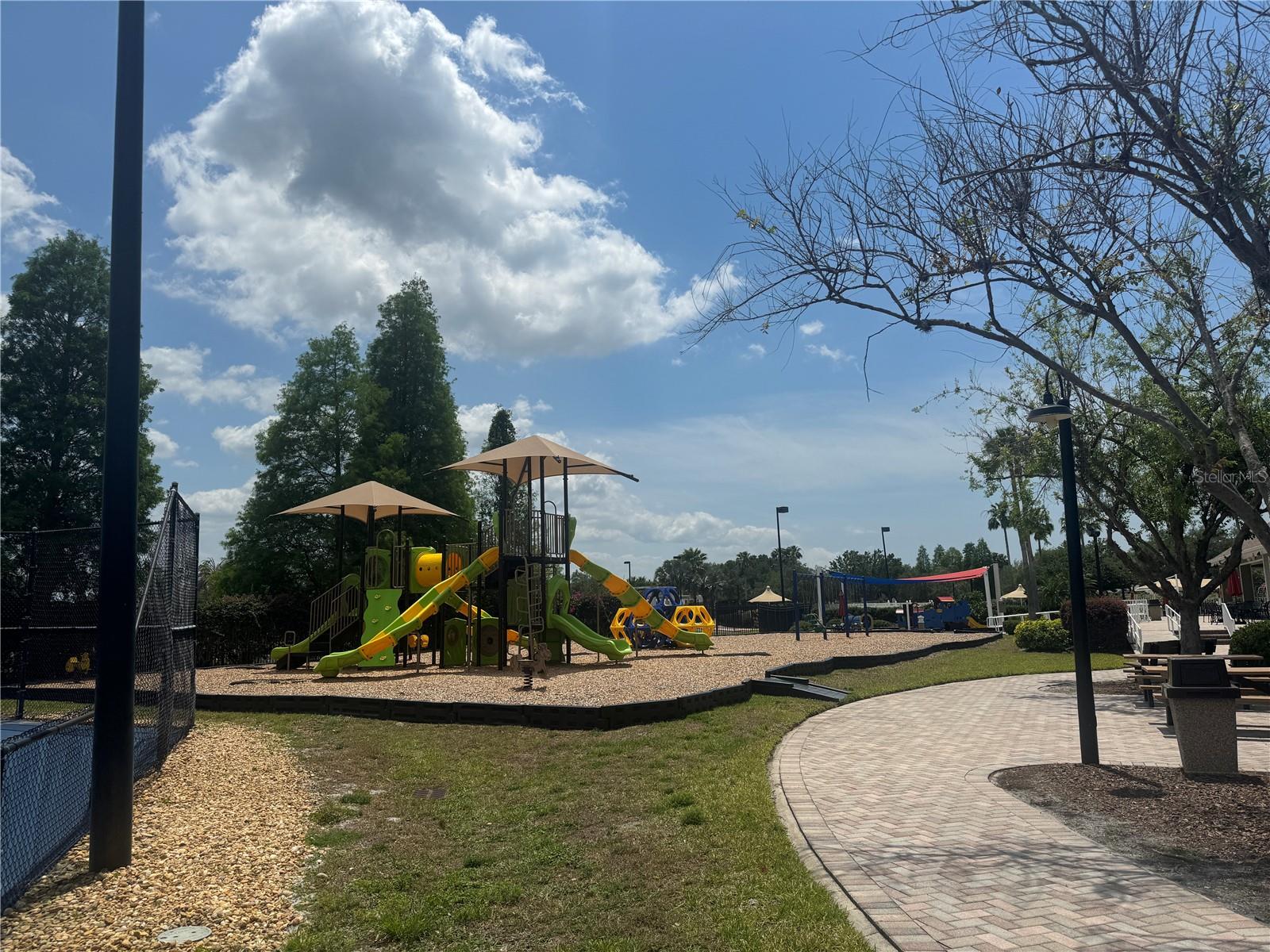 Image 38 of 44 For 11739 Holly Creek Drive