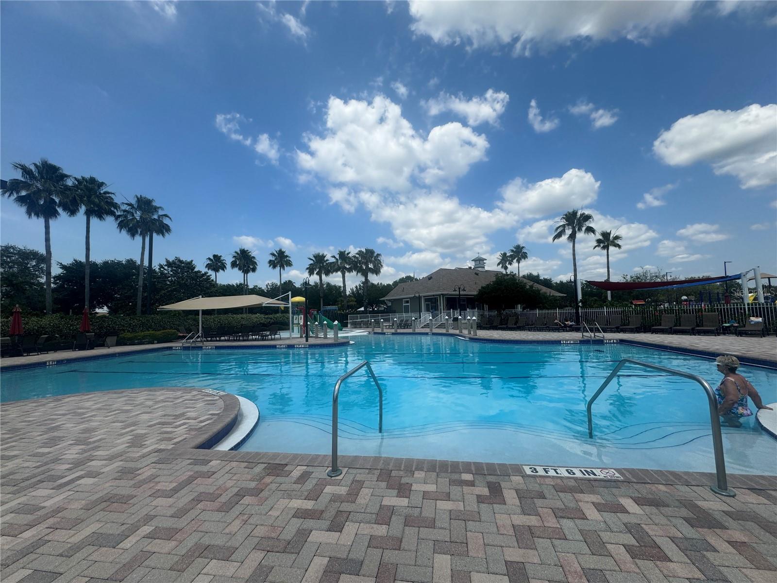 Image 40 of 44 For 11739 Holly Creek Drive