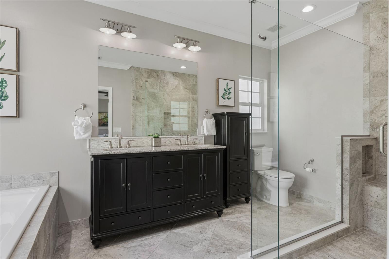 Image 23 of 34 For 813 West Shore Boulevard