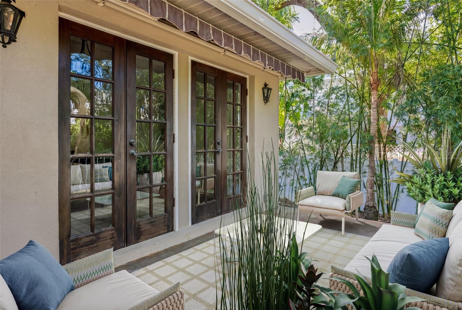 Image 30 of 34 For 813 West Shore Boulevard