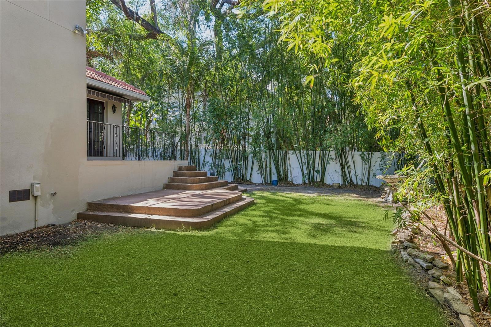 Image 32 of 34 For 813 West Shore Boulevard