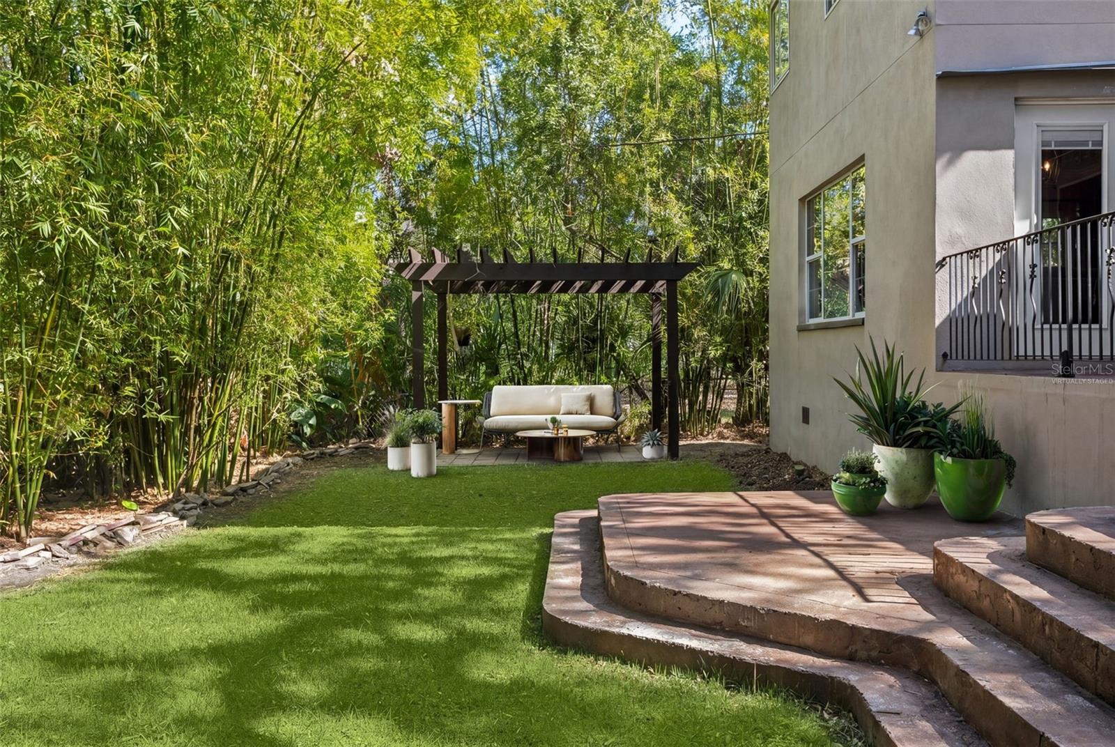 Image 33 of 34 For 813 West Shore Boulevard