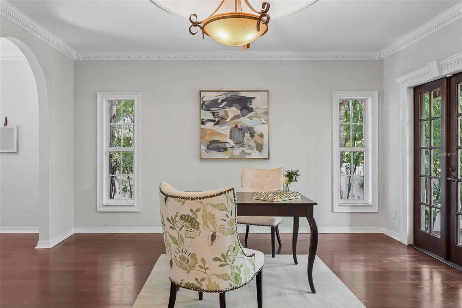 Image 7 of 34 For 813 West Shore Boulevard