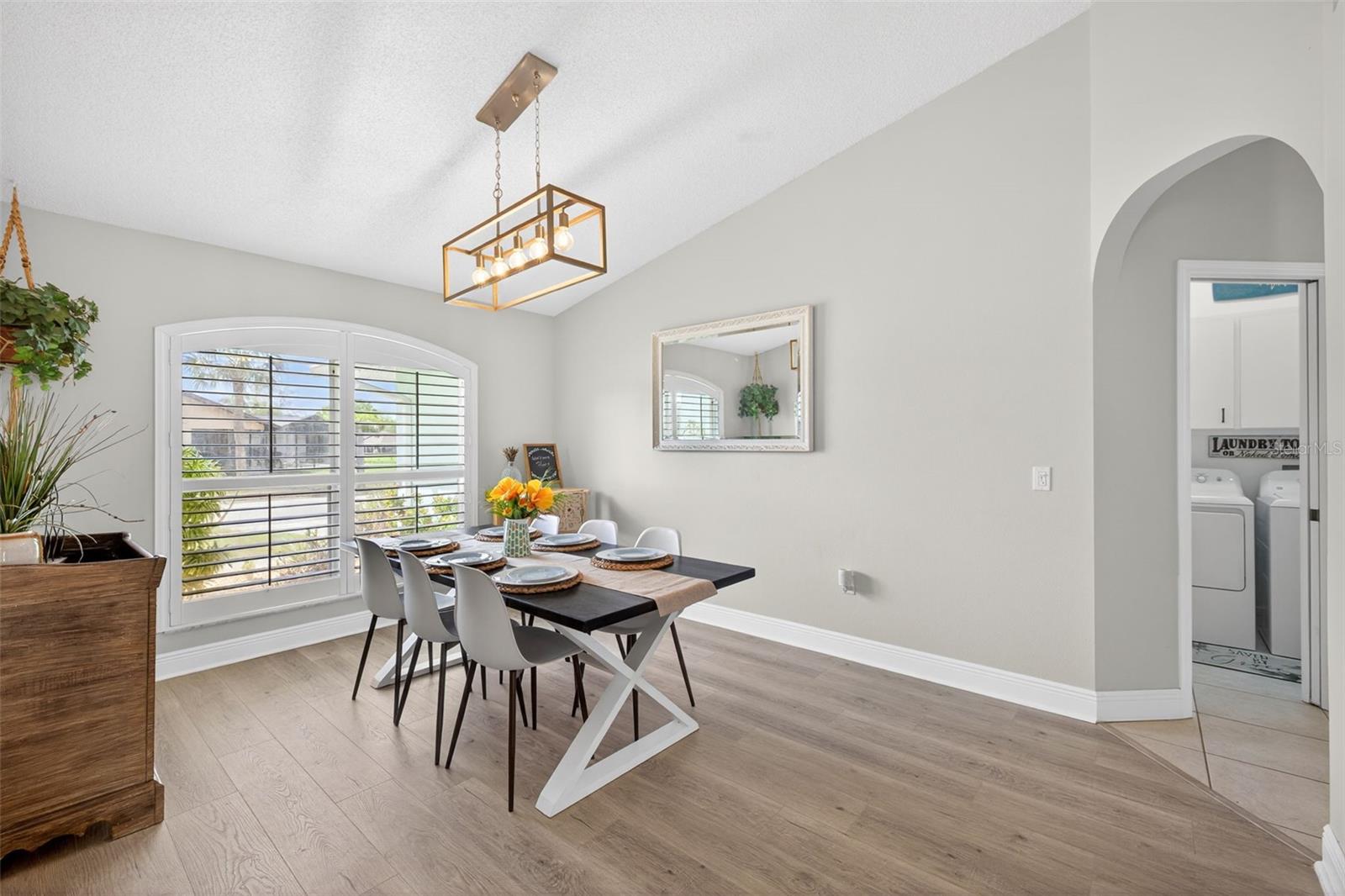 Image 4 of 29 For 3907 57th Place E