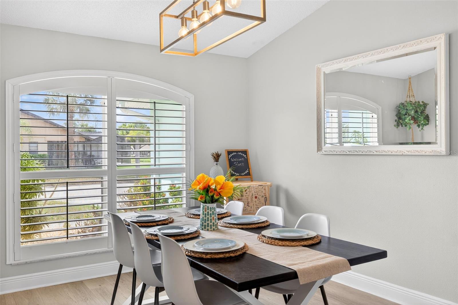 Image 5 of 29 For 3907 57th Place E