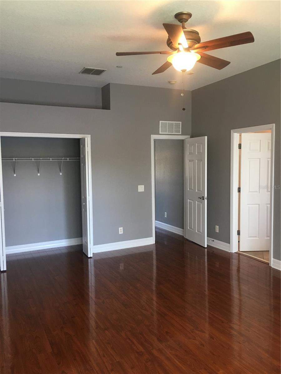 Image 6 of 17 For 7433 Terrace River Drive