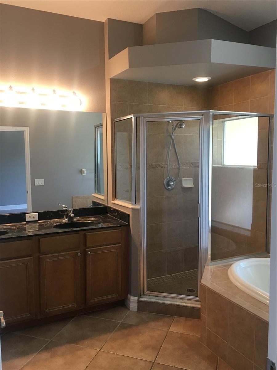 Image 7 of 17 For 7433 Terrace River Drive