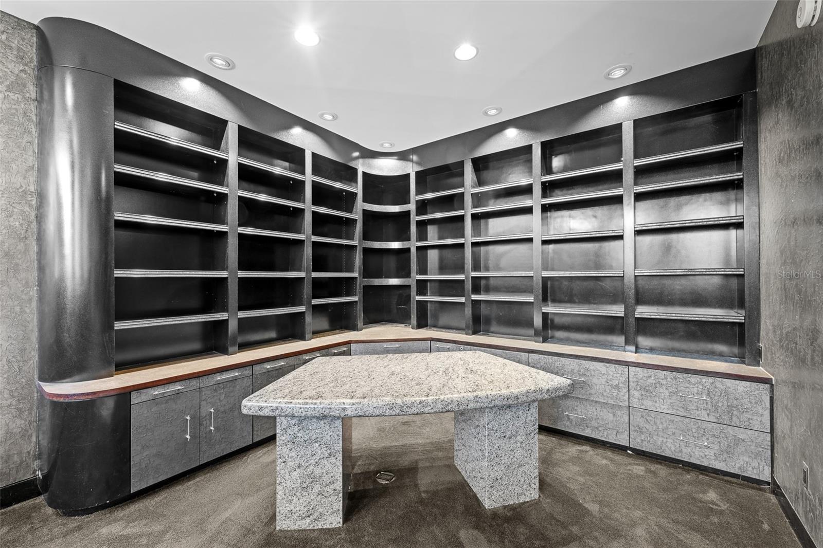 Image 40 of 74 For 18713 Pepper Pike