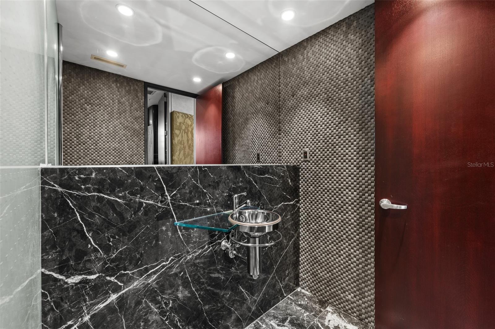 Image 41 of 74 For 18713 Pepper Pike