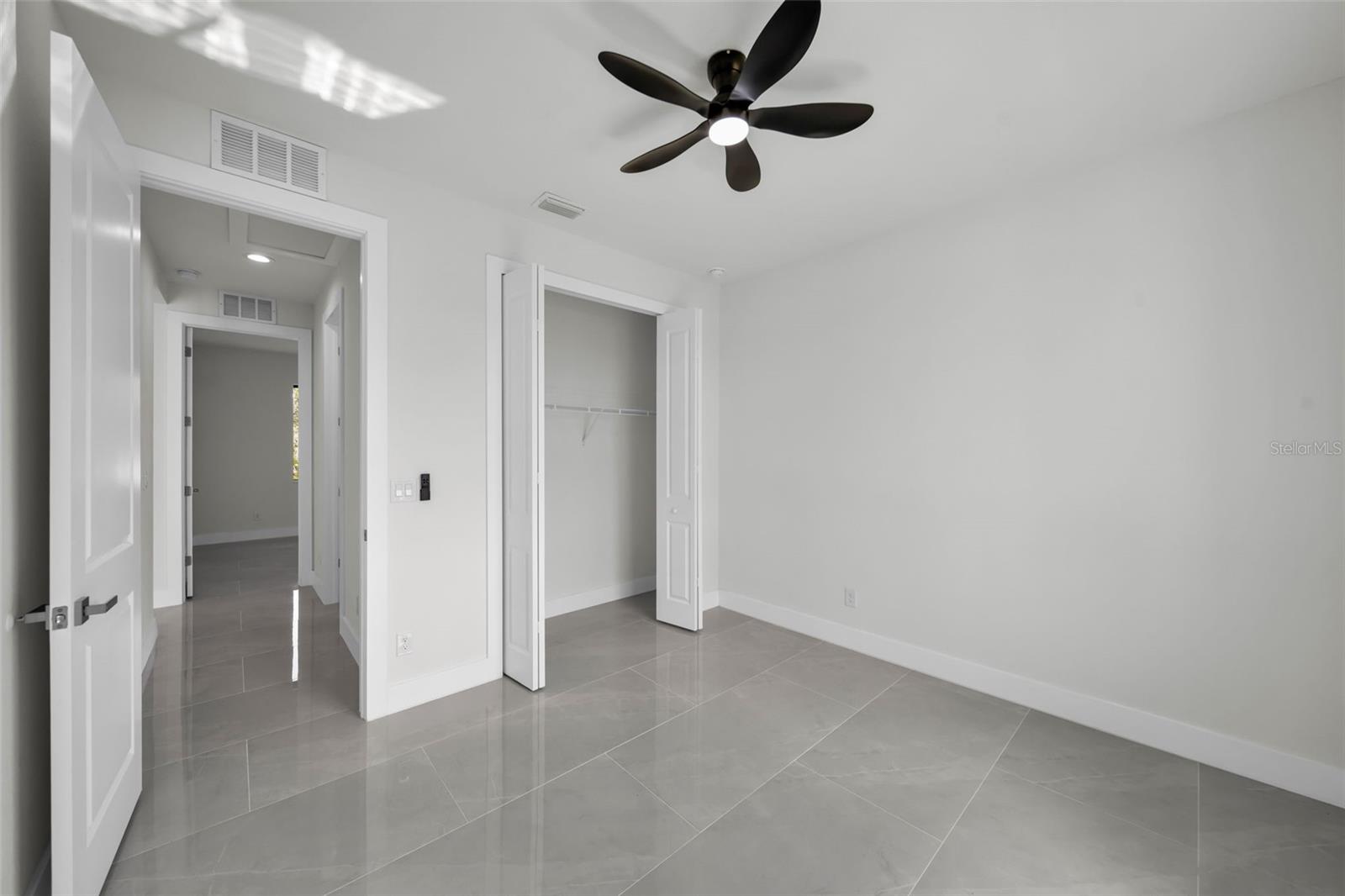 Image 26 of 35 For 14020 Chesswood Lane