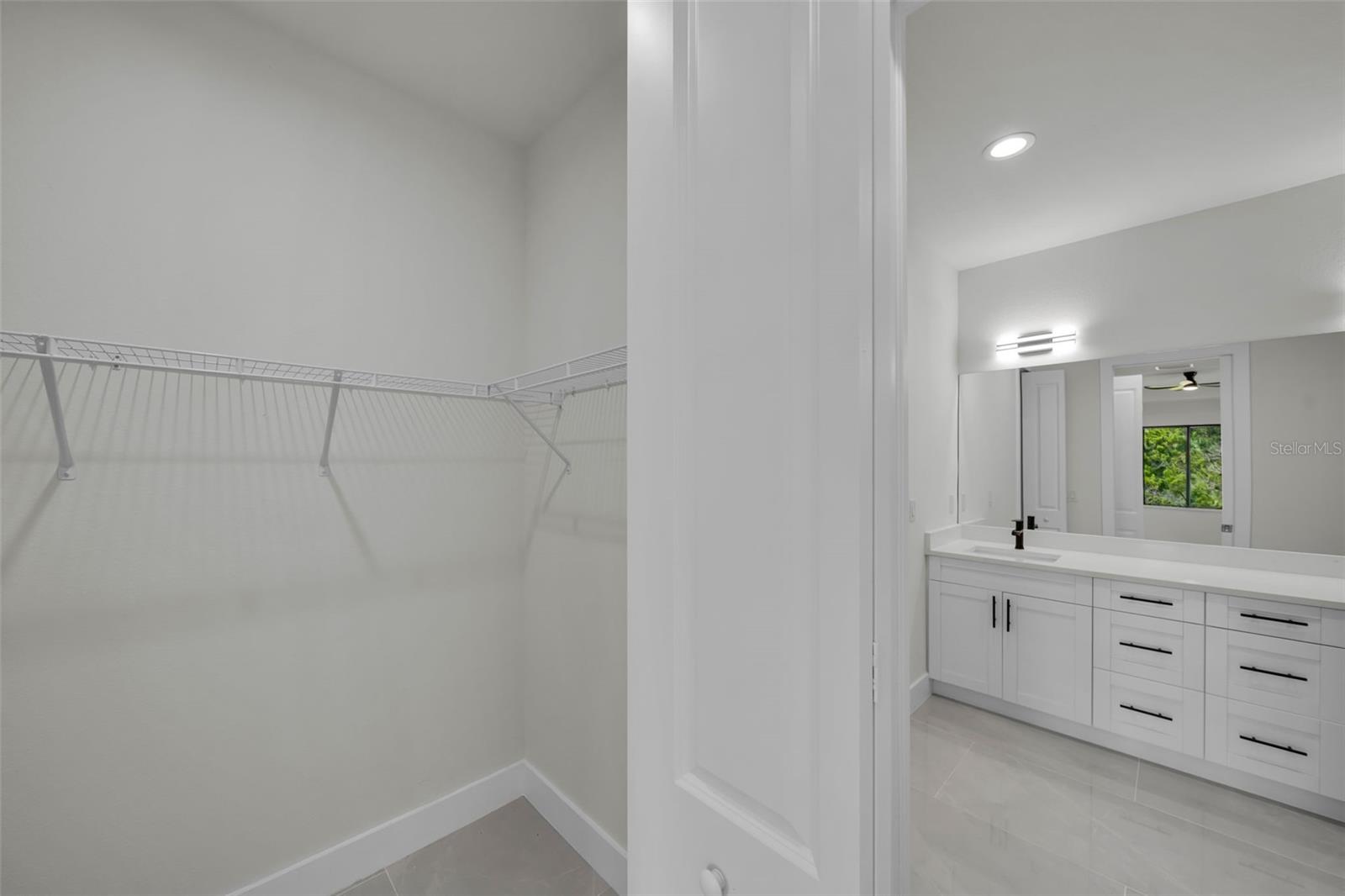 Image 29 of 35 For 14020 Chesswood Lane