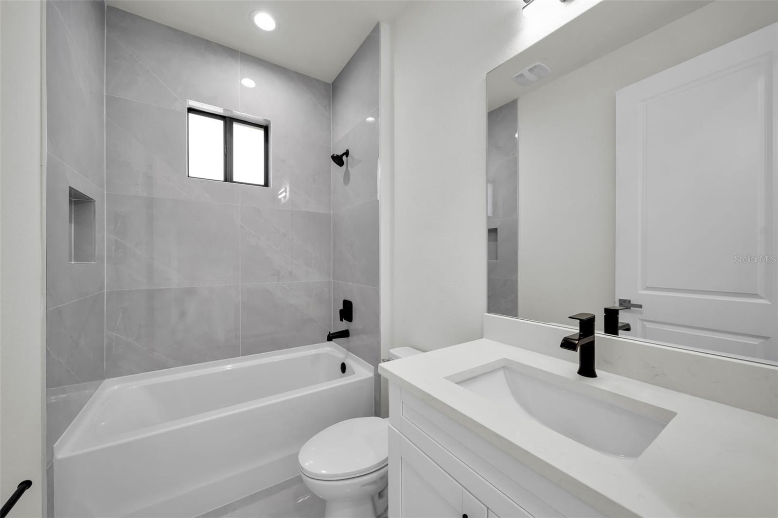 Image 7 of 35 For 14020 Chesswood Lane