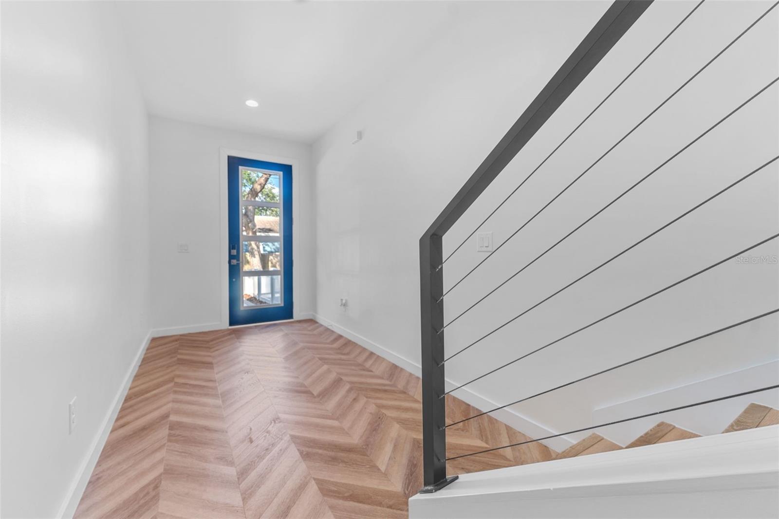 Image 3 of 31 For 102 Adalee Street 4