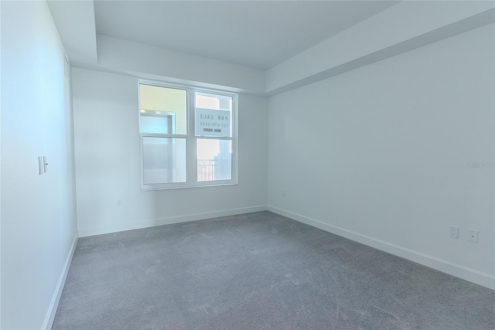 Image 35 of 49 For 125 Island Way 503