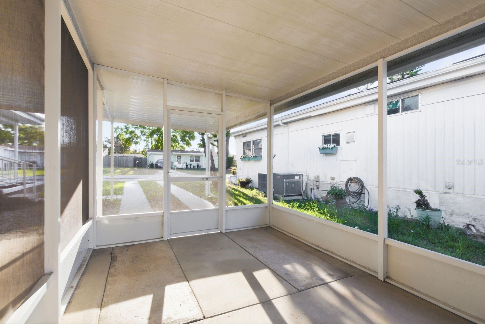 Image 23 of 27 For 2107 Melody Drive