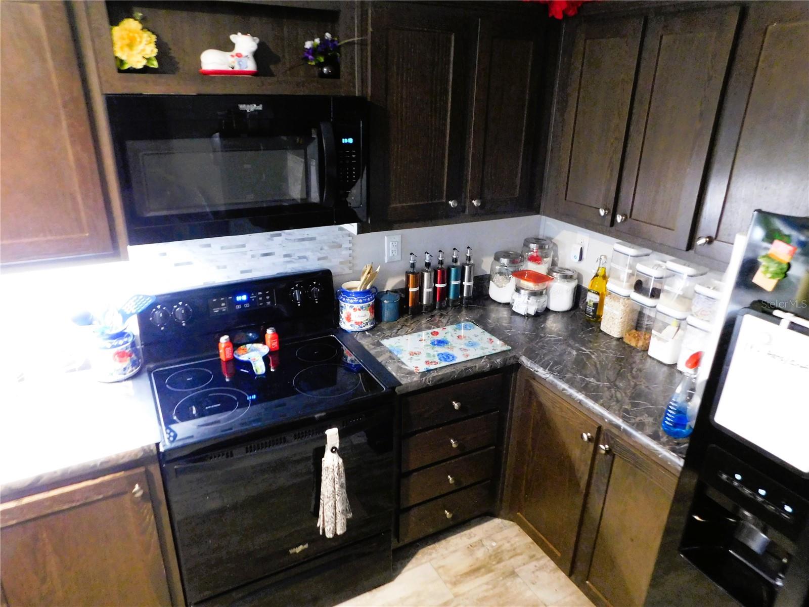 Image 15 of 27 For 39143 Hillcrest Drive