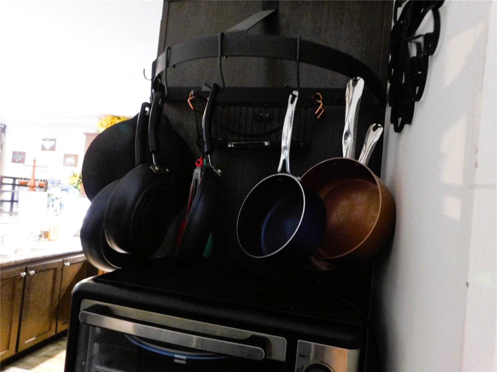 Image 17 of 27 For 39143 Hillcrest Drive