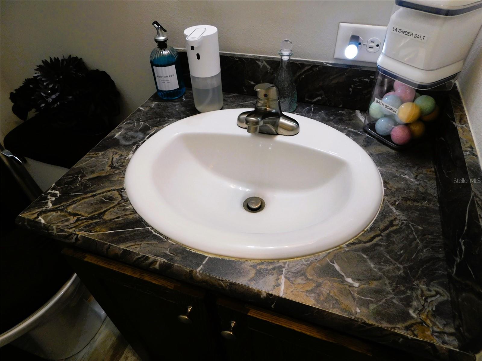 Image 20 of 27 For 39143 Hillcrest Drive