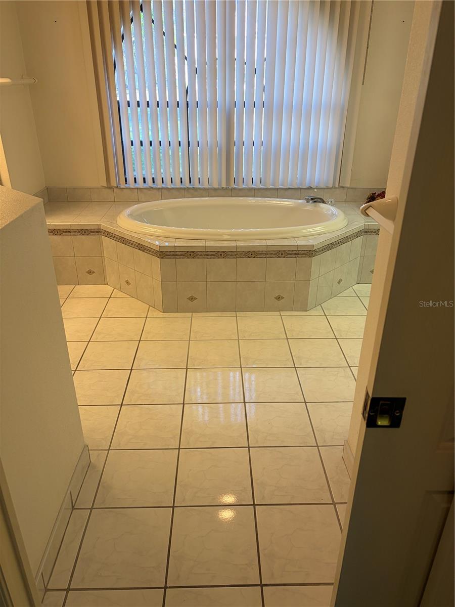 Image 25 of 66 For 10330 Armadillo Court