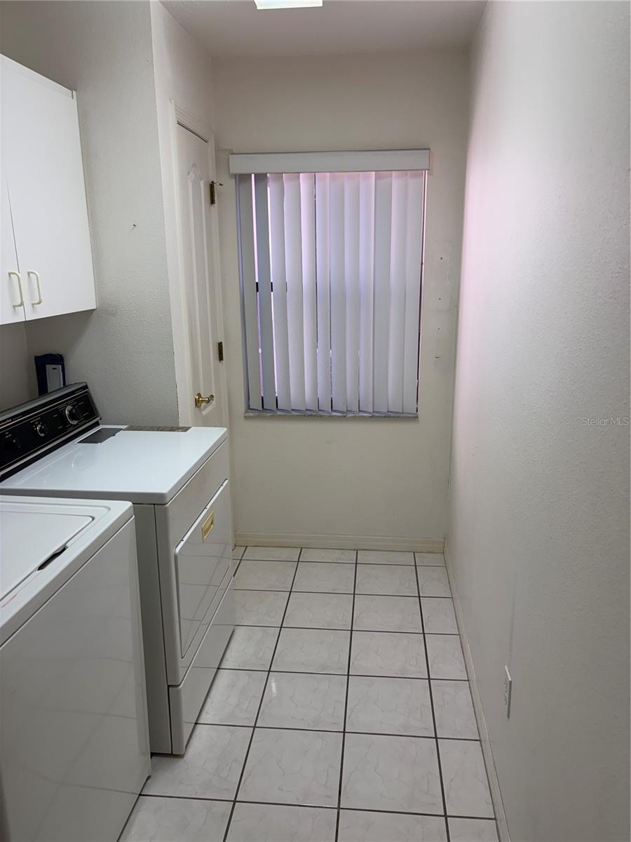 Image 46 of 66 For 10330 Armadillo Court