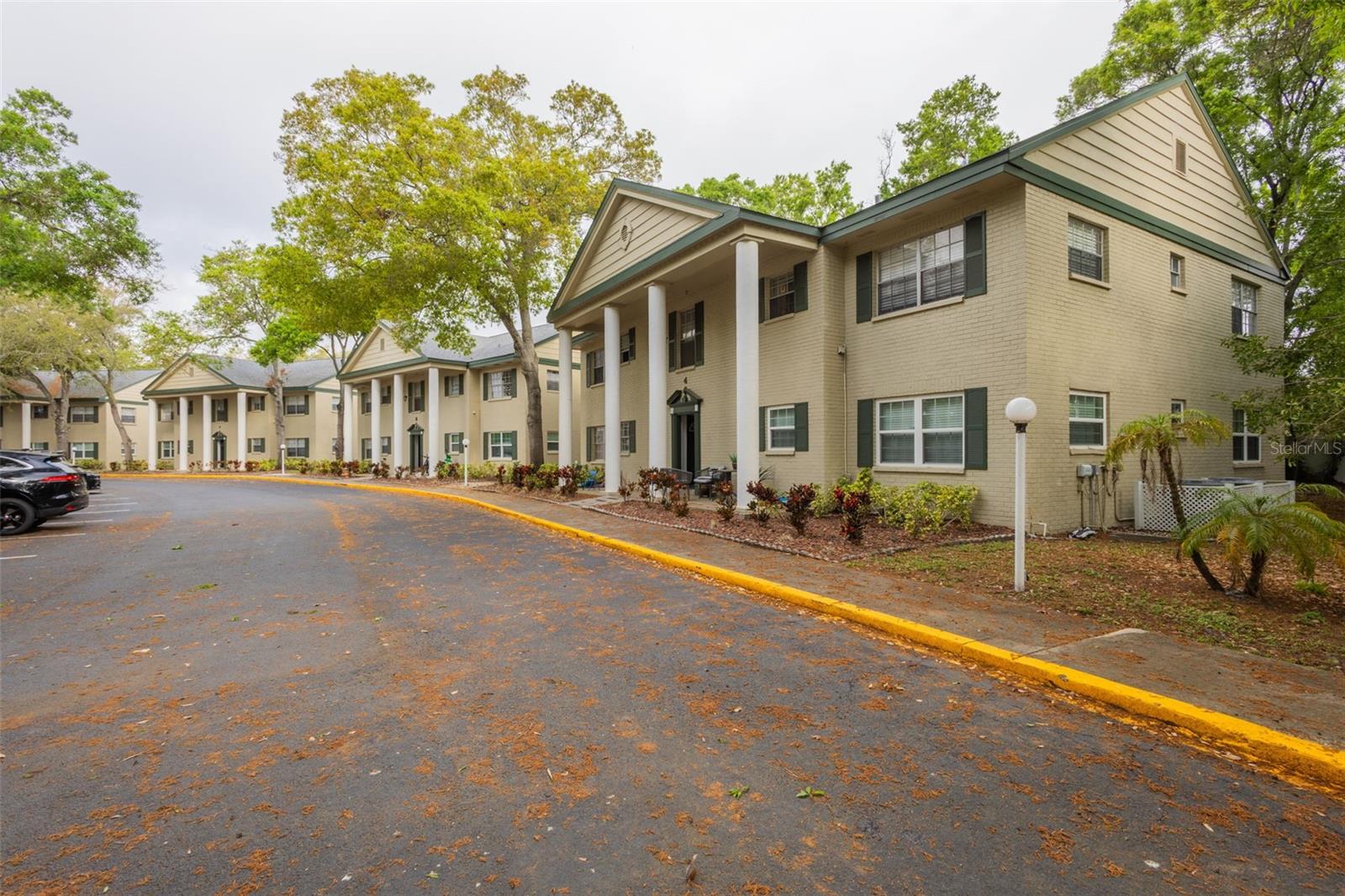 Image 17 of 22 For 129 Mercury Avenue