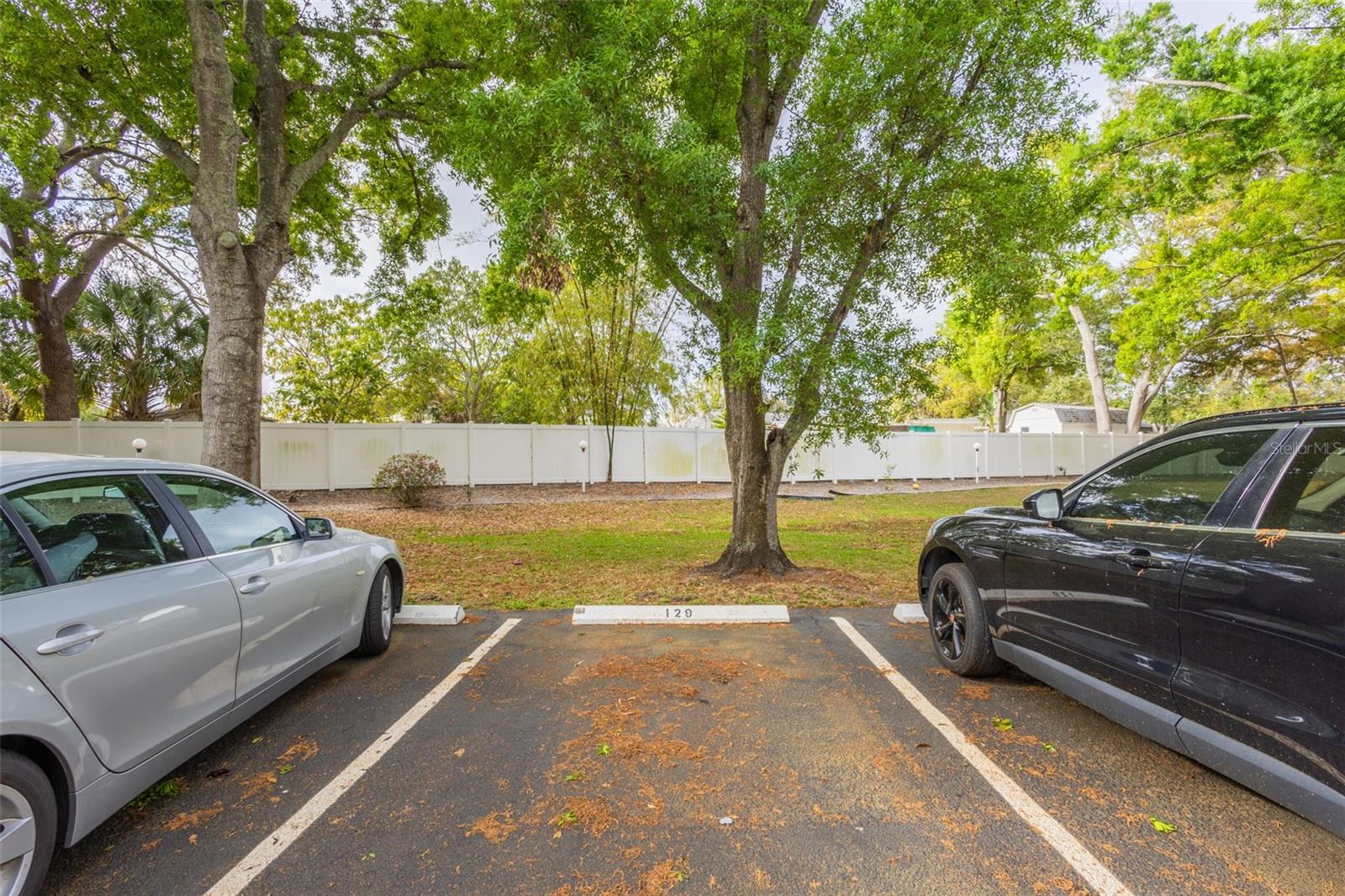 Image 18 of 22 For 129 Mercury Avenue