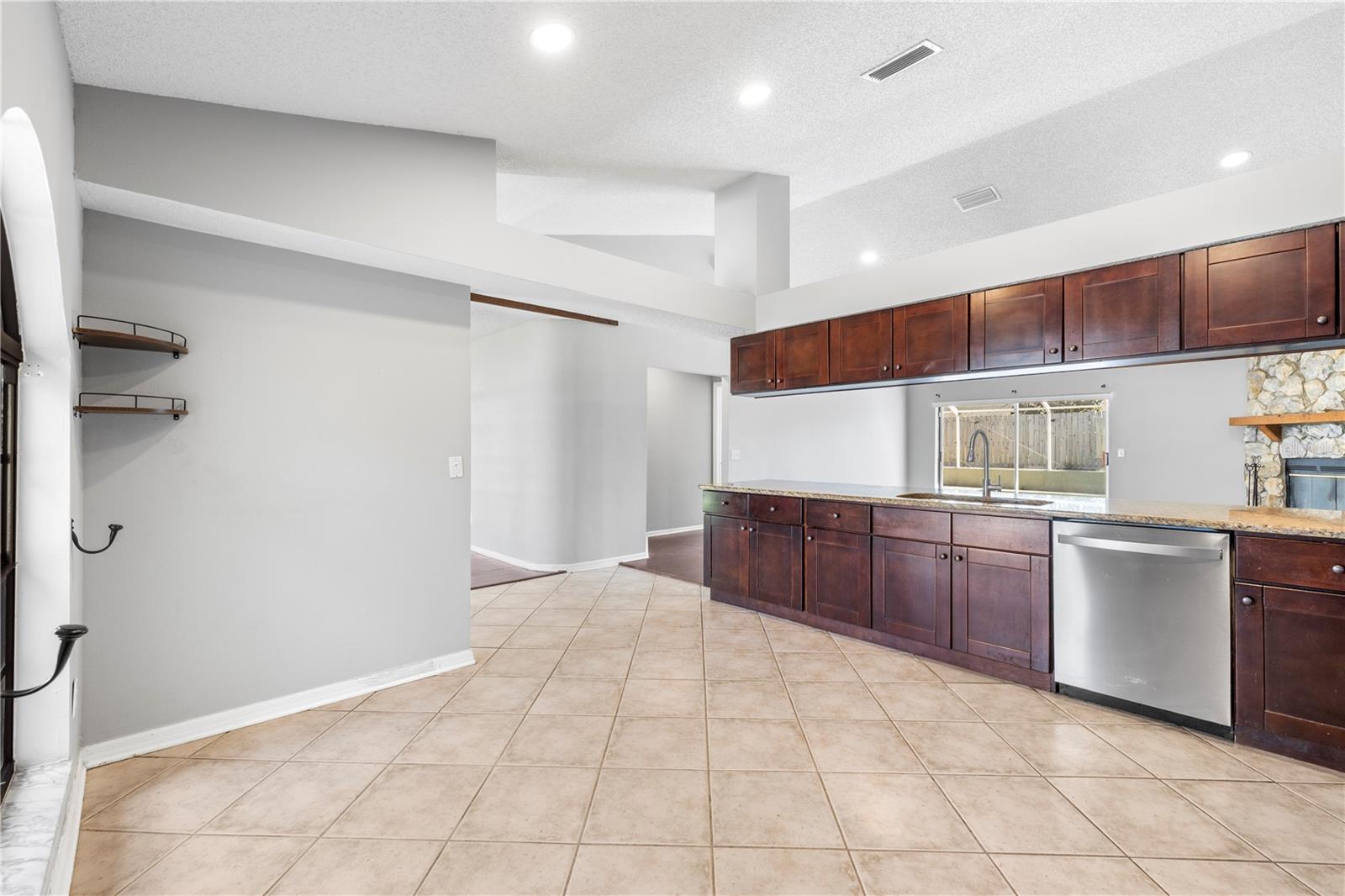 Image 10 of 60 For 23526 Pine Lake Street