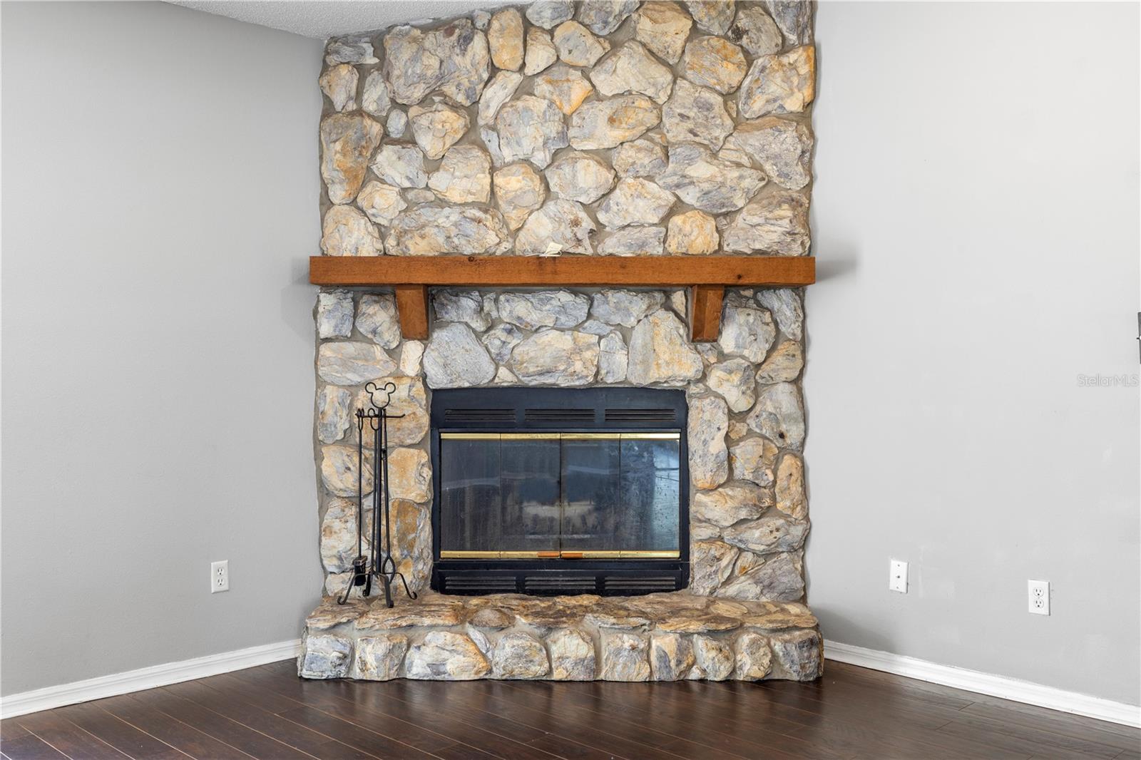 Image 18 of 60 For 23526 Pine Lake Street