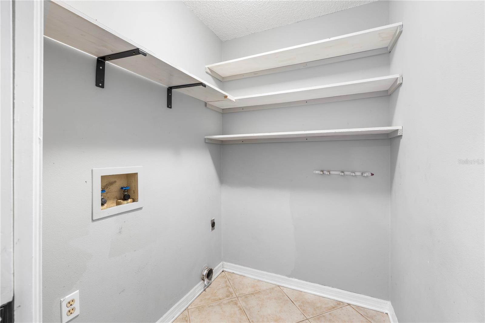 Image 35 of 60 For 23526 Pine Lake Street