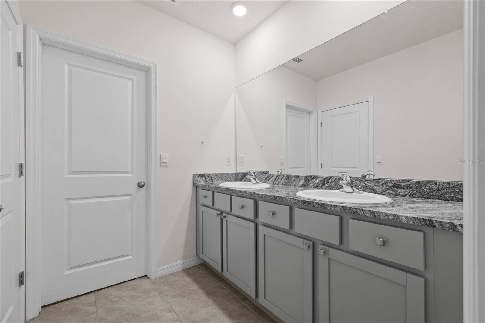 Image 17 of 36 For 1287 Colt Creek Place