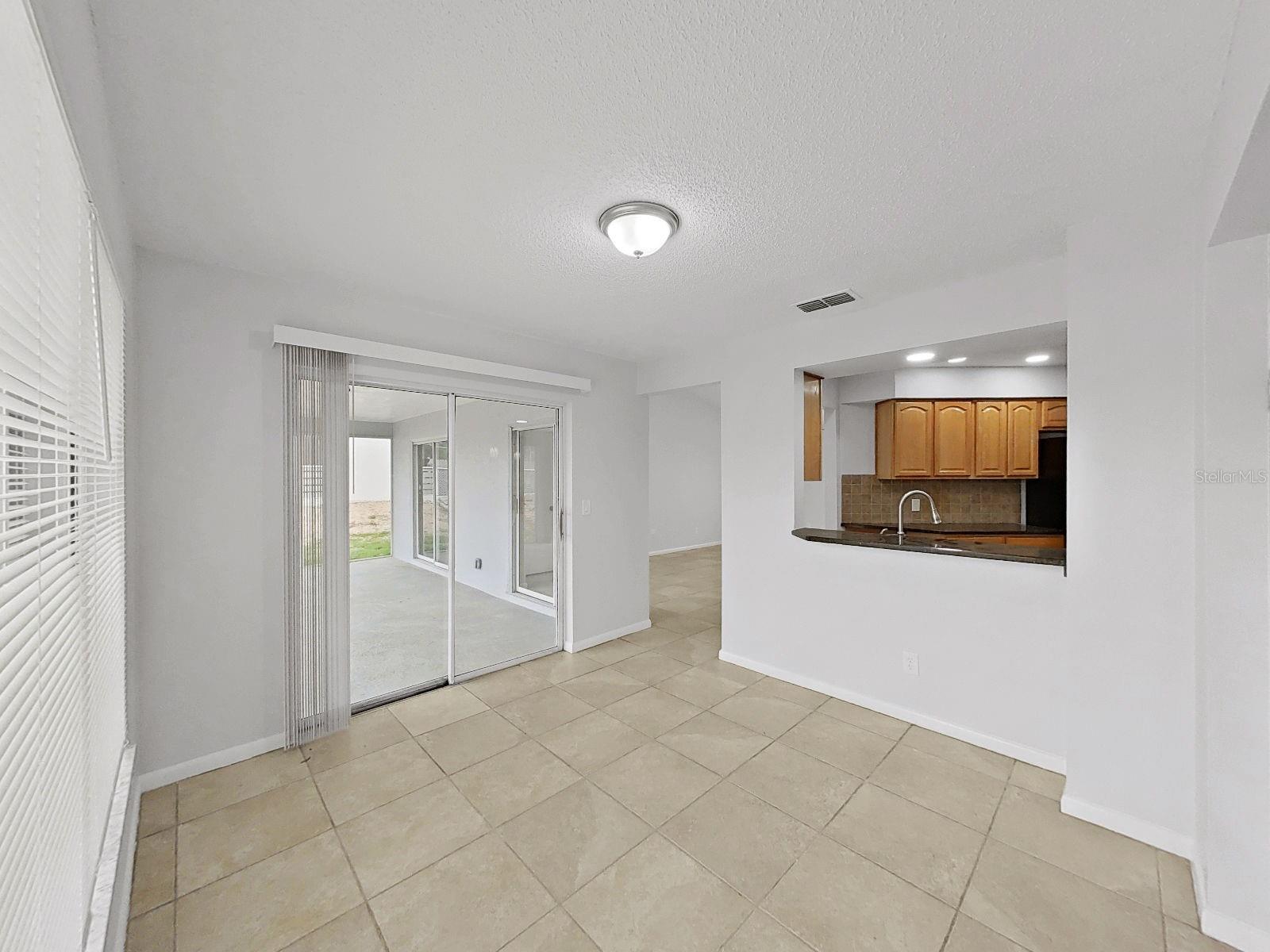 Image 15 of 46 For 10452 Fordham Street