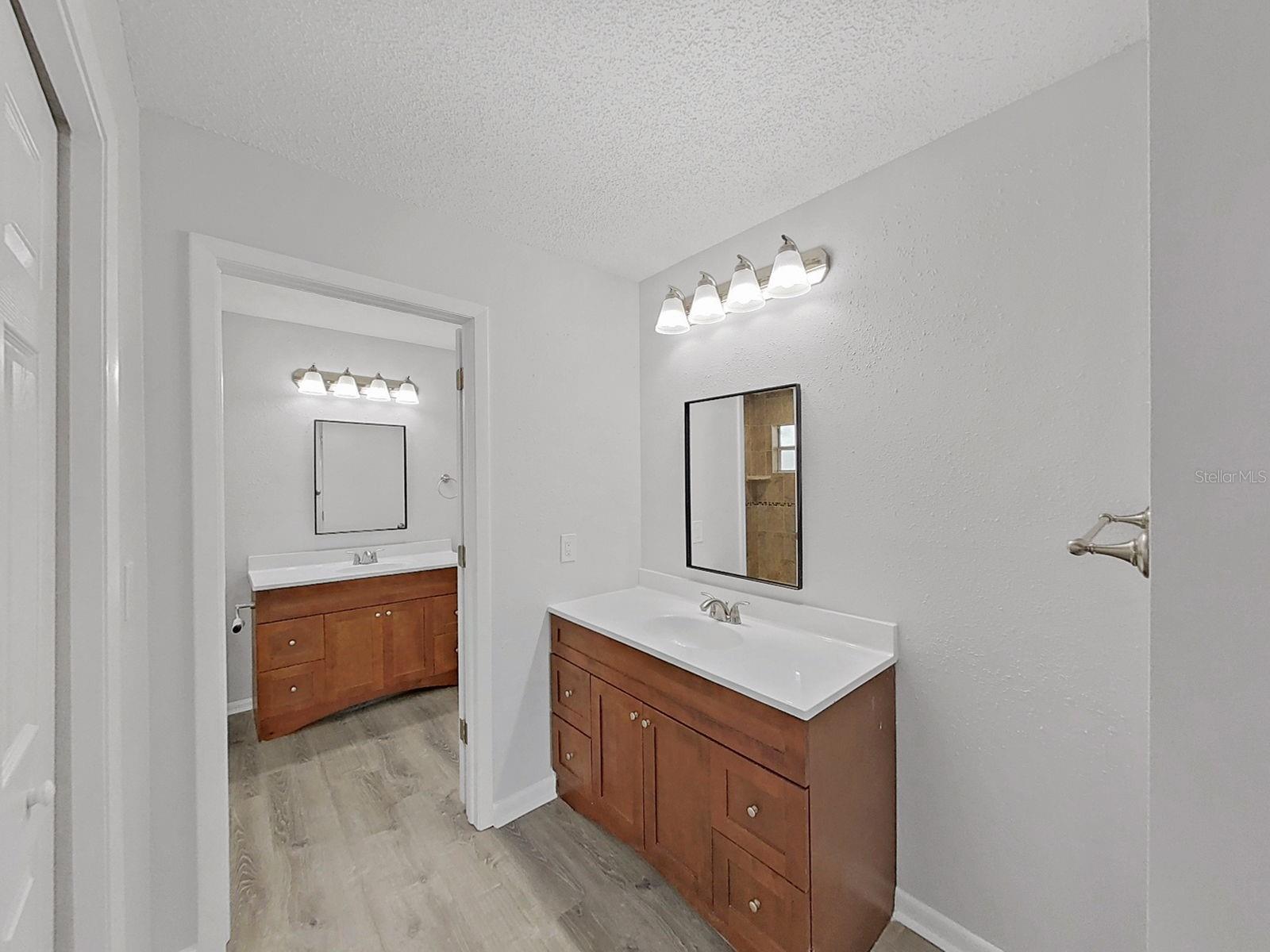 Image 29 of 46 For 10452 Fordham Street