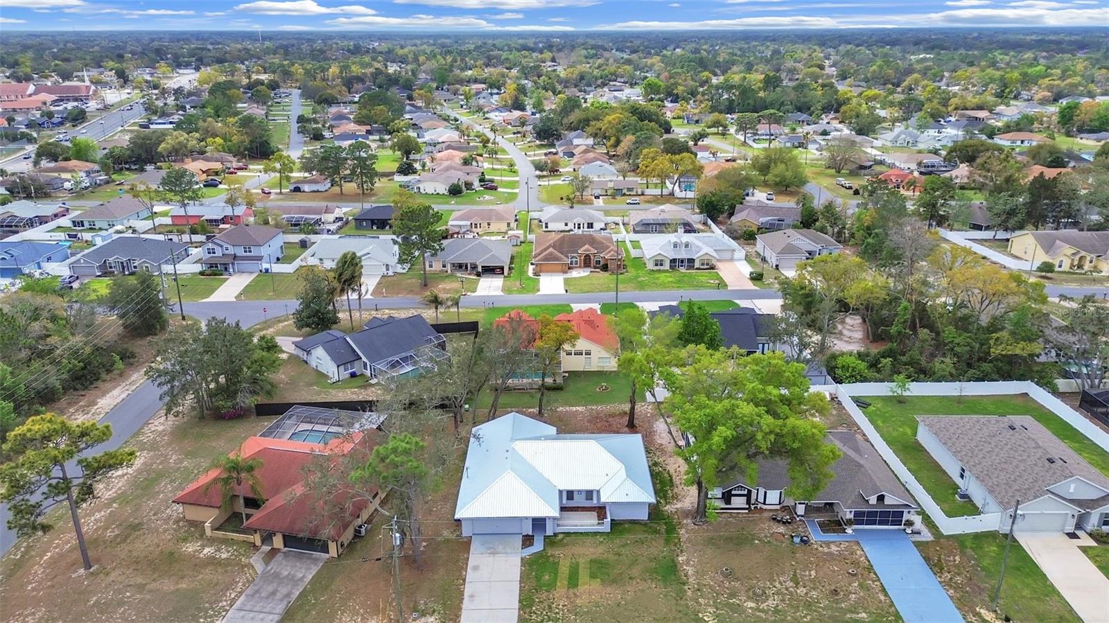 Image 3 of 46 For 10452 Fordham Street