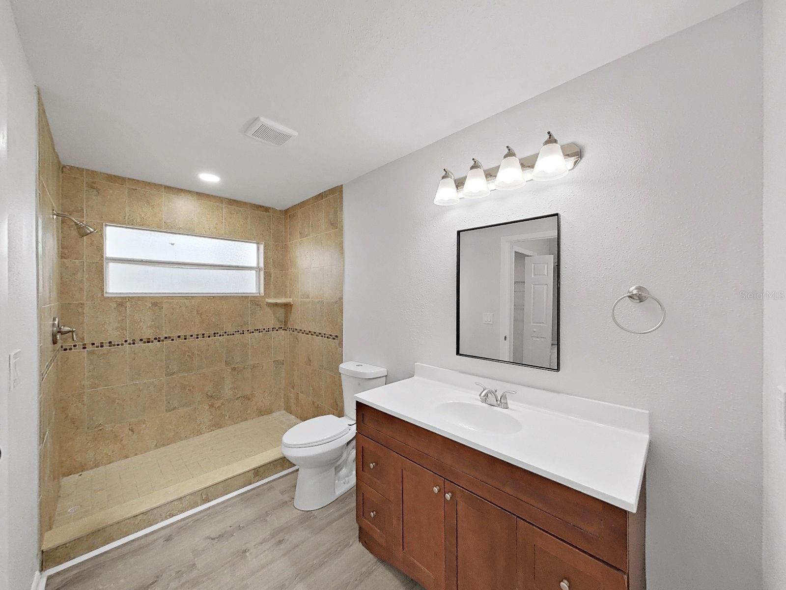 Image 31 of 46 For 10452 Fordham Street