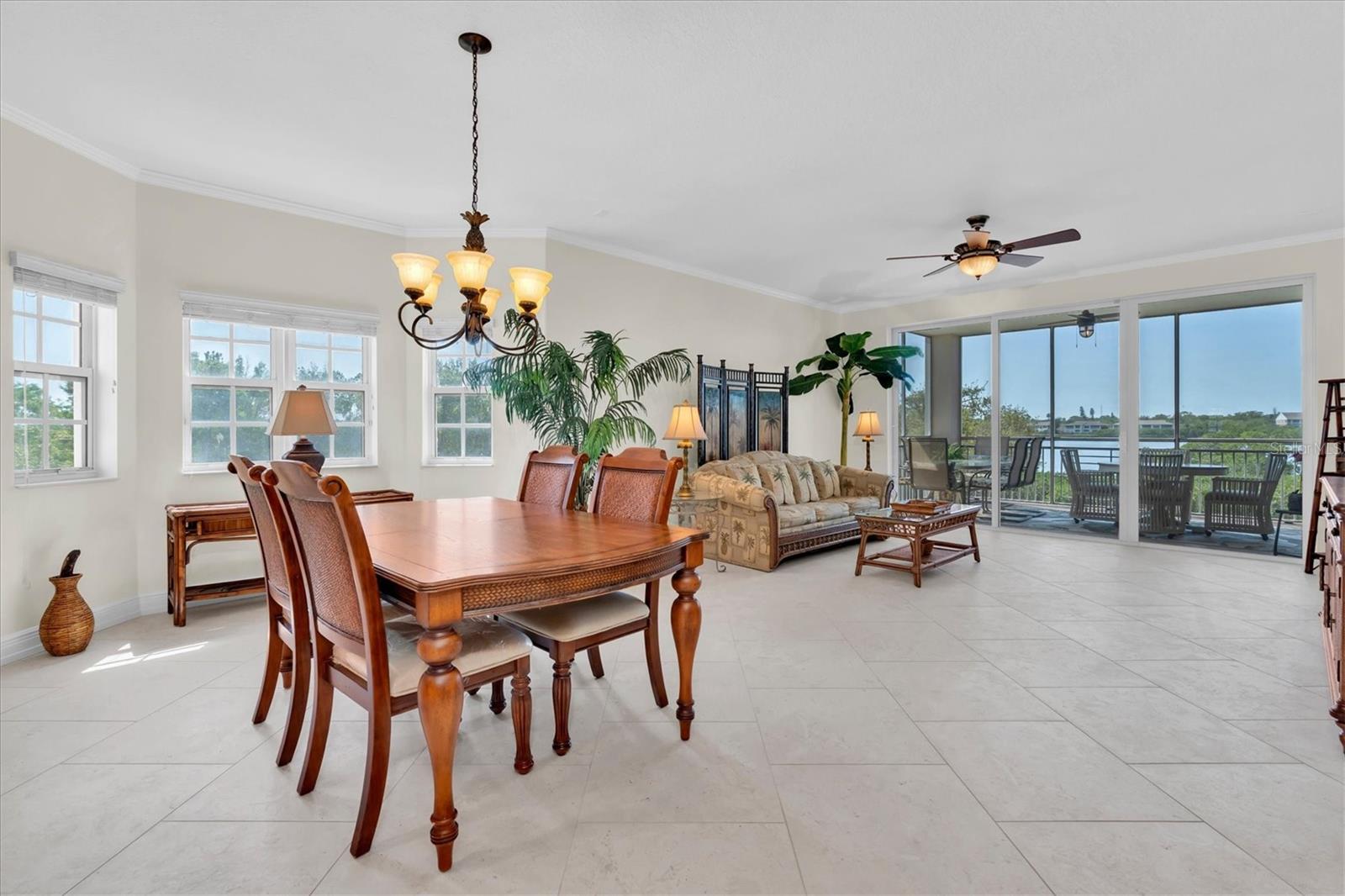 Image 8 of 70 For 10002 Key Haven Road 201