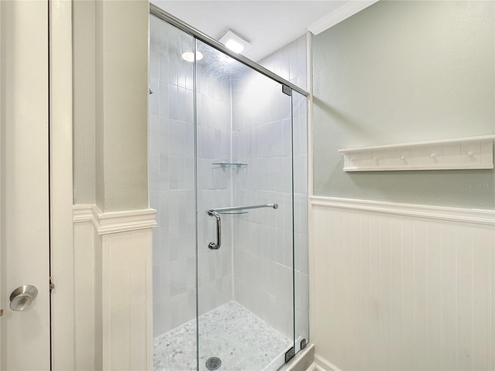 Image 14 of 31 For 2284 Philippine Drive 59