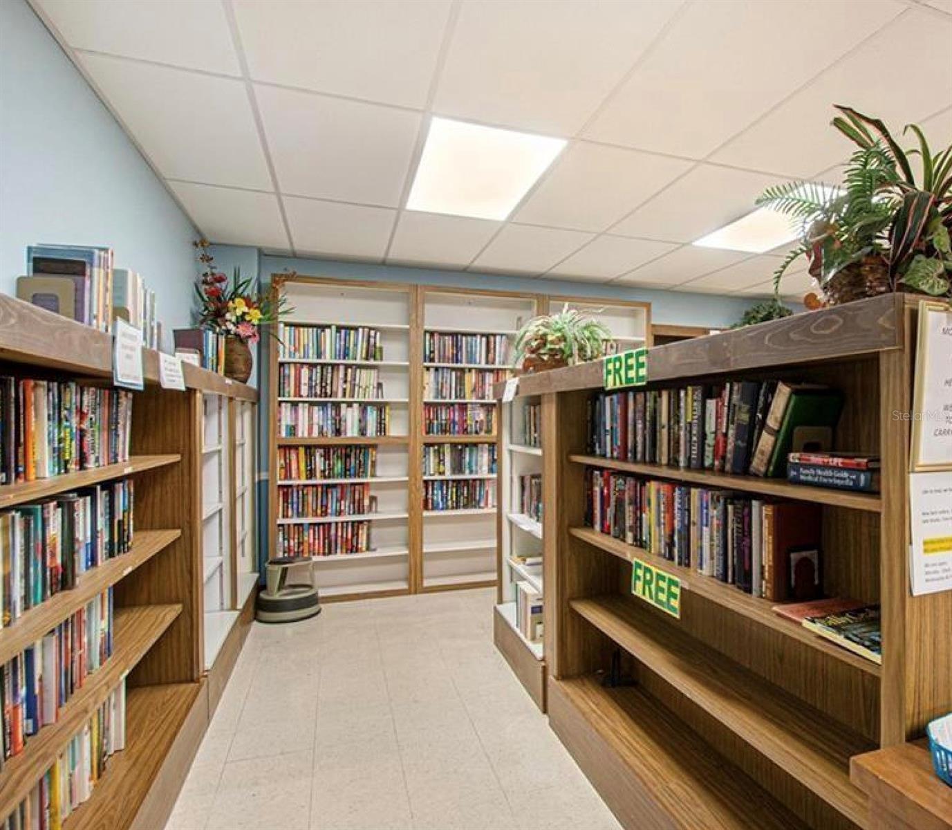 Image 20 of 31 For 2284 Philippine Drive 59