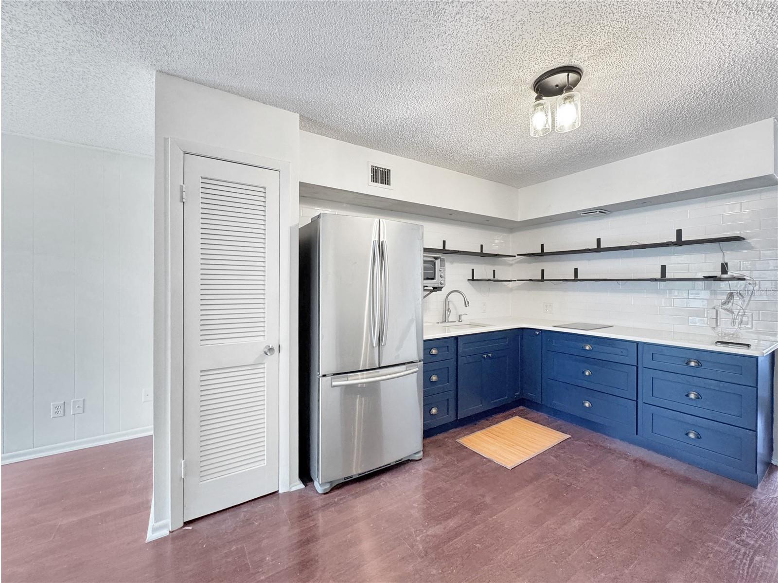 Image 8 of 31 For 2284 Philippine Drive 59